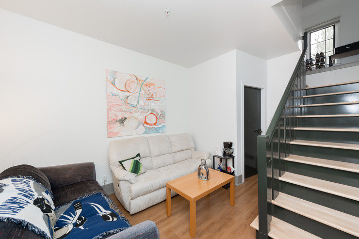Split level common living area