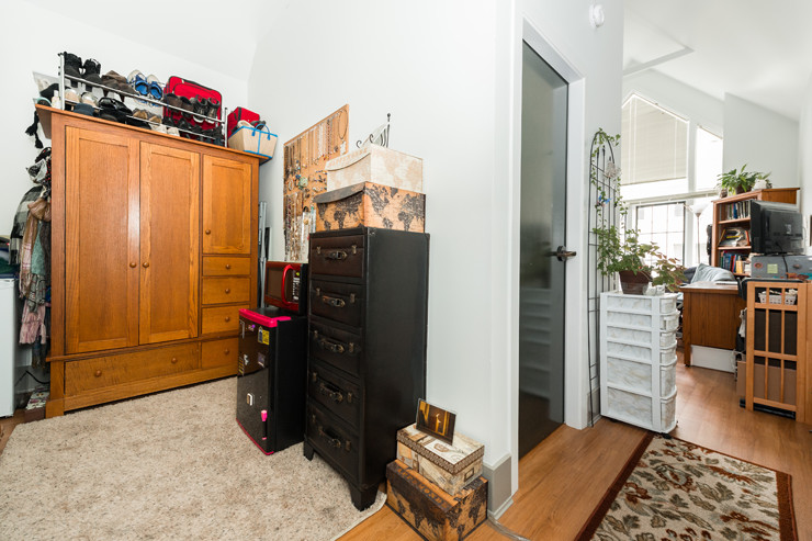 Studio room