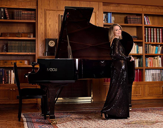 Réa Beaumont, concert pianist and Green College Society Member, performs at the College on Wed. November 2 at 8 pm